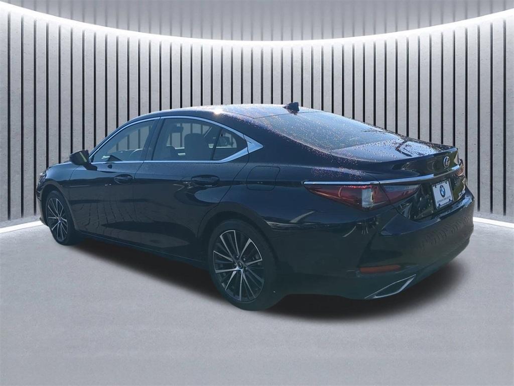 used 2025 Lexus ES 350 car, priced at $41,997