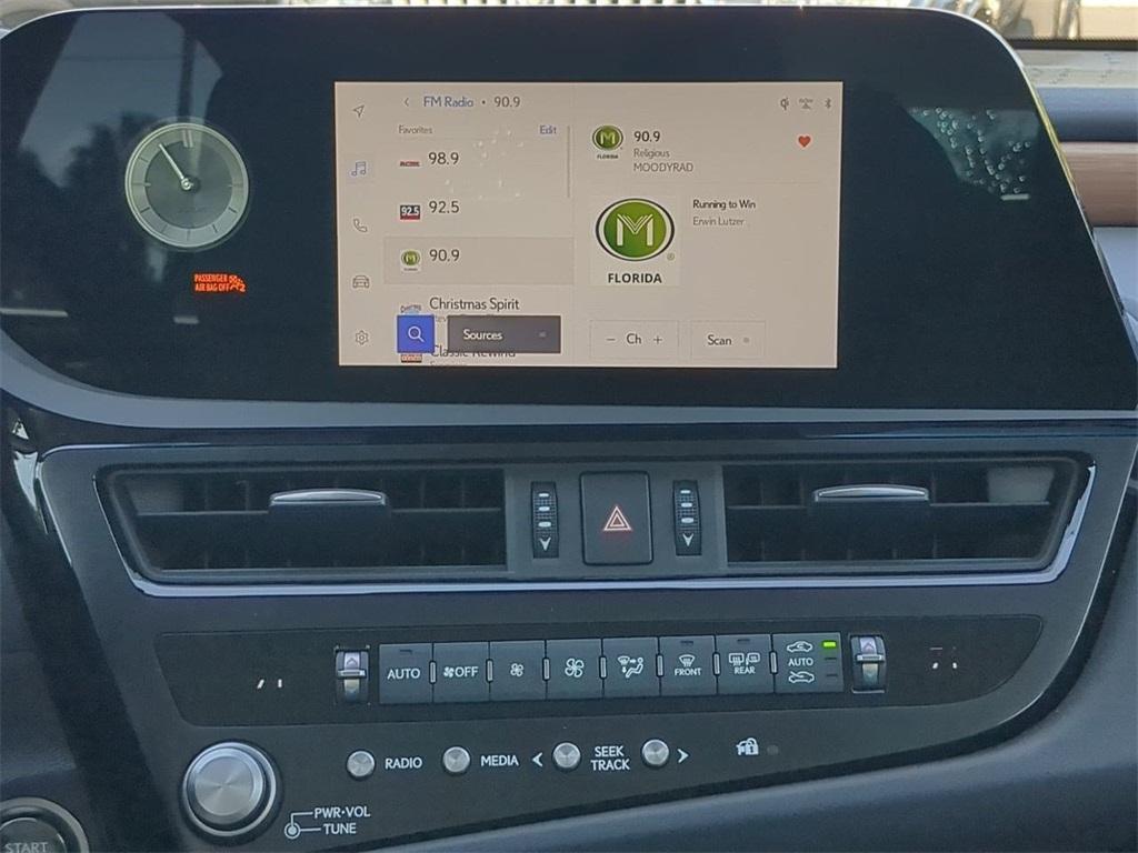 used 2025 Lexus ES 350 car, priced at $41,997