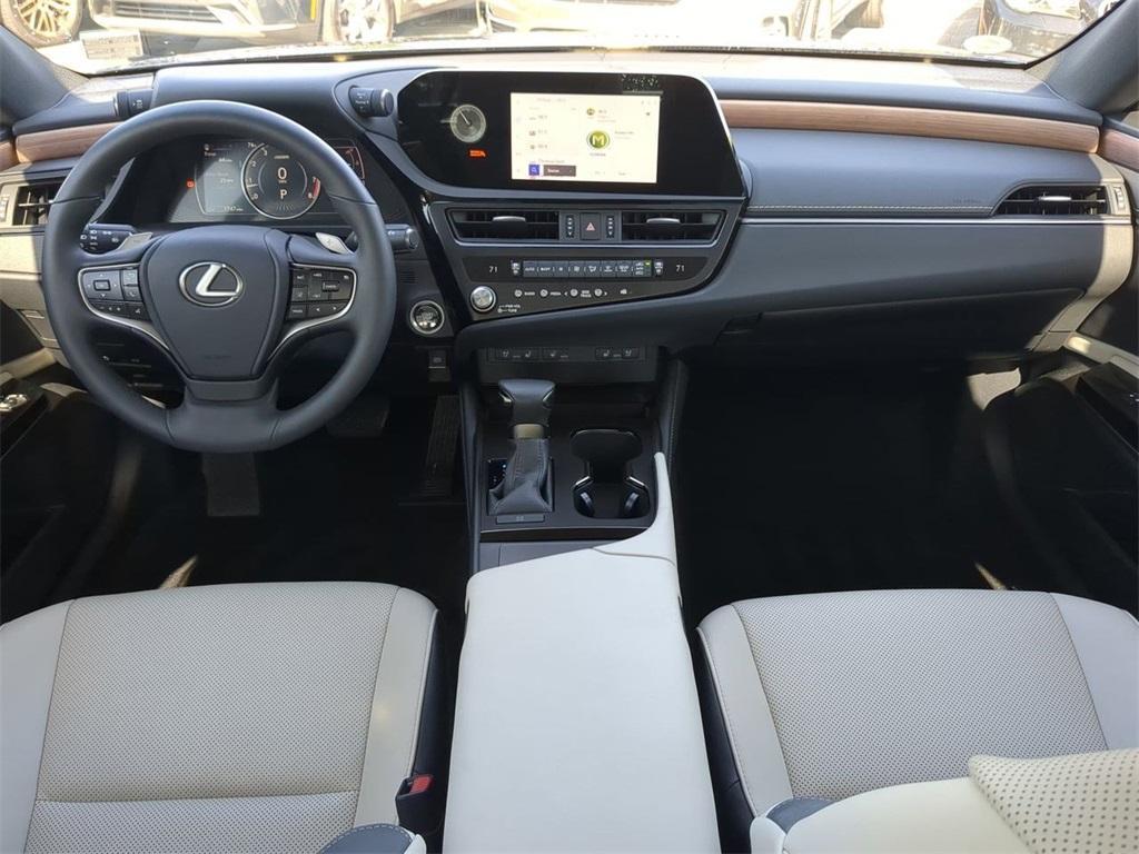 used 2025 Lexus ES 350 car, priced at $41,997