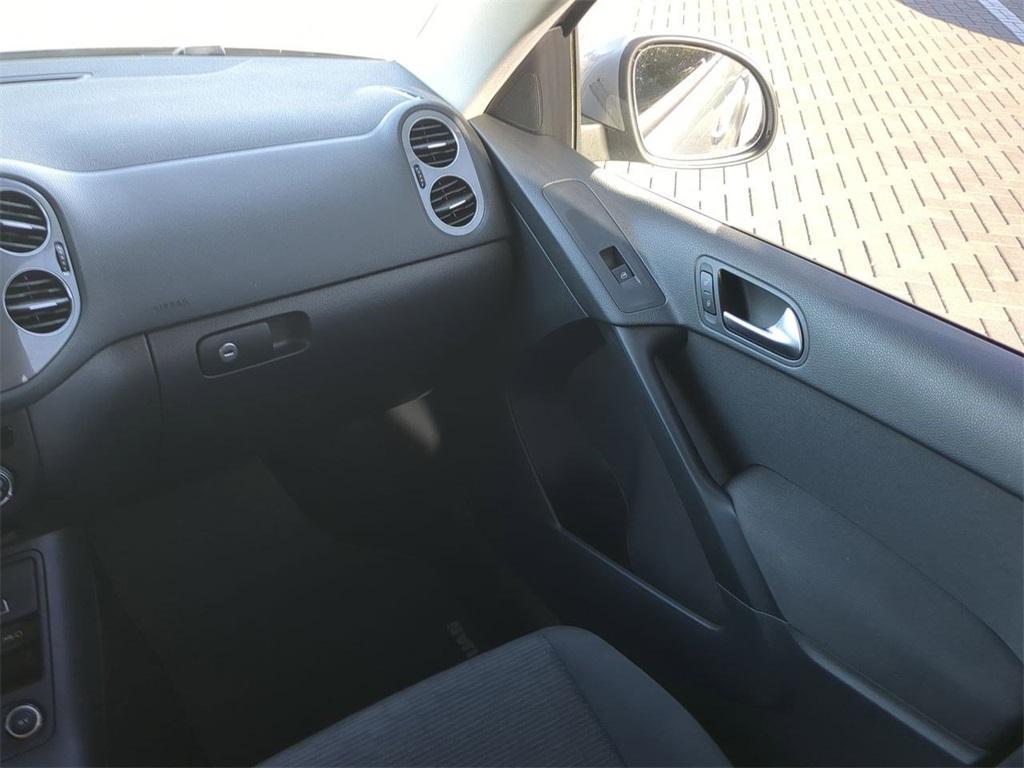 used 2017 Volkswagen Tiguan Limited car, priced at $13,899