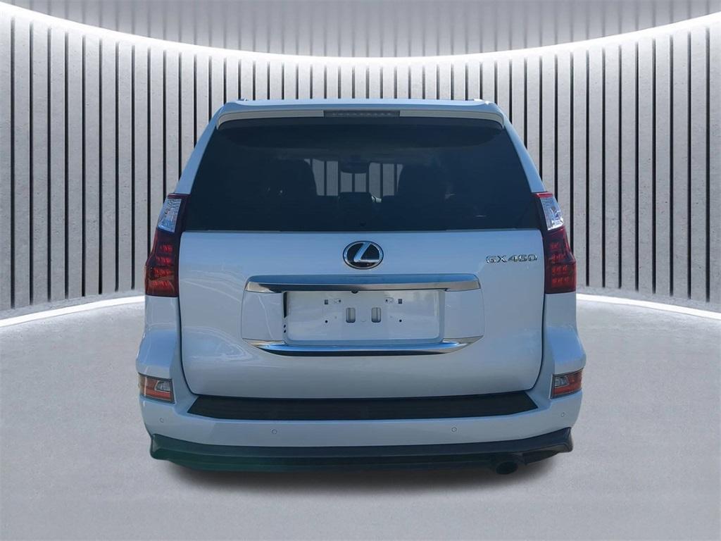 used 2022 Lexus GX 460 car, priced at $53,981