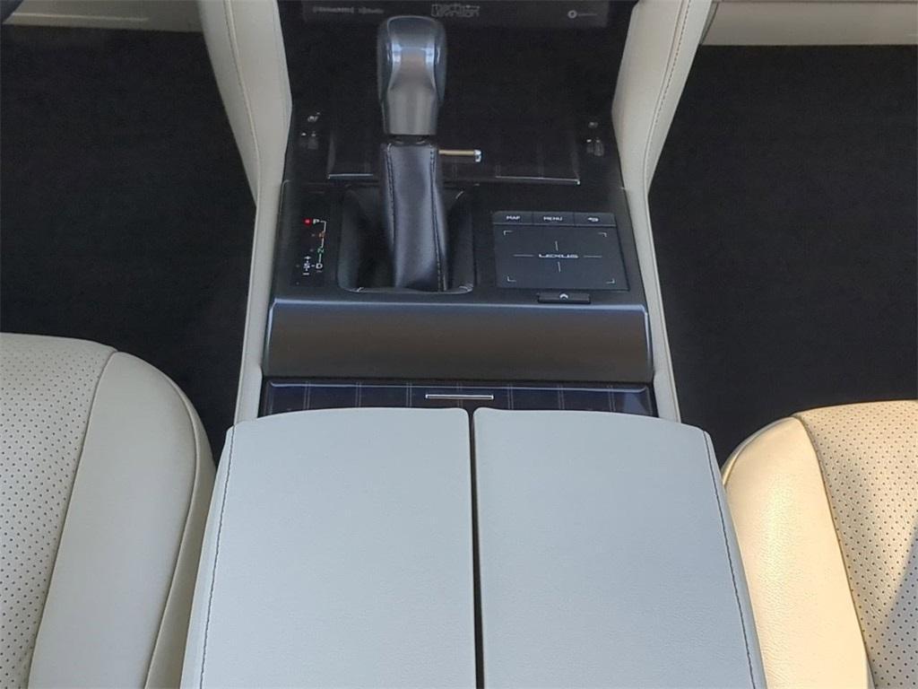 used 2022 Lexus GX 460 car, priced at $53,981