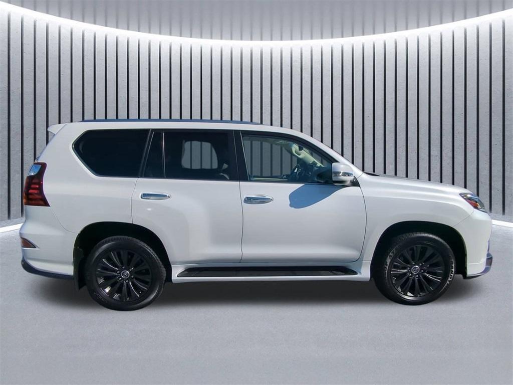 used 2022 Lexus GX 460 car, priced at $53,981