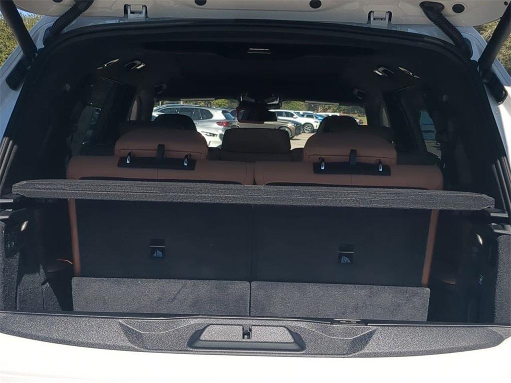 new 2026 BMW X7 car, priced at $98,515