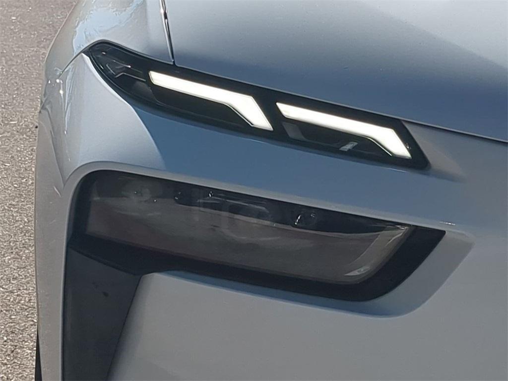 new 2026 BMW X7 car, priced at $98,515
