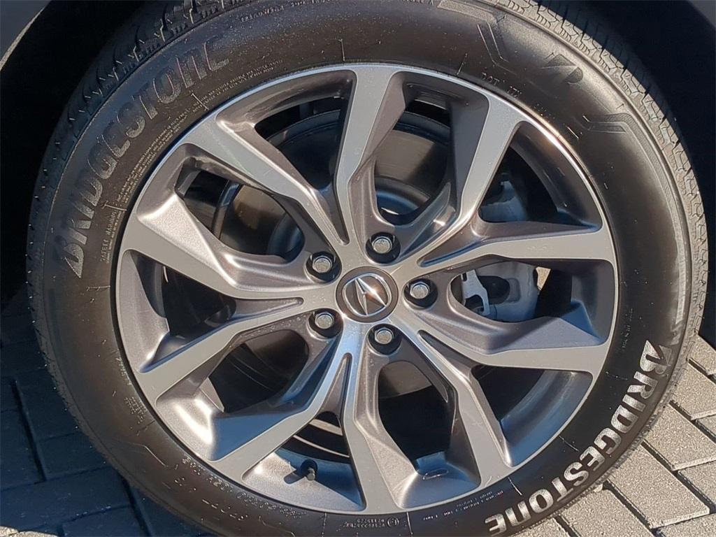 used 2023 Acura MDX car, priced at $39,399