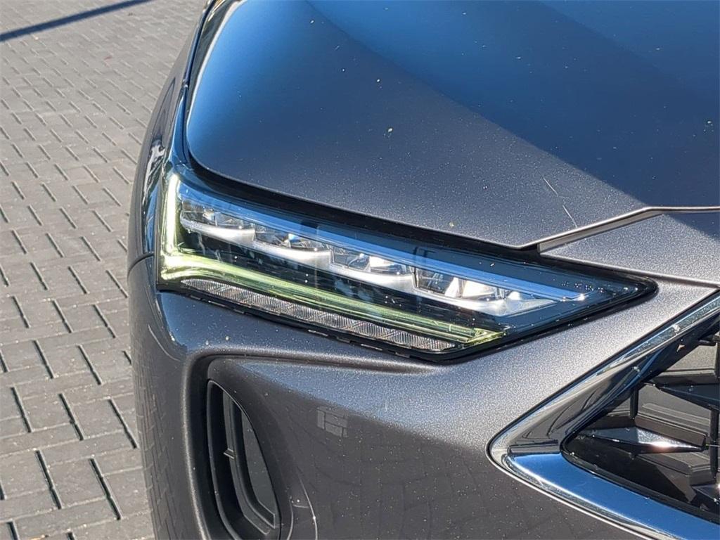 used 2023 Acura MDX car, priced at $39,399