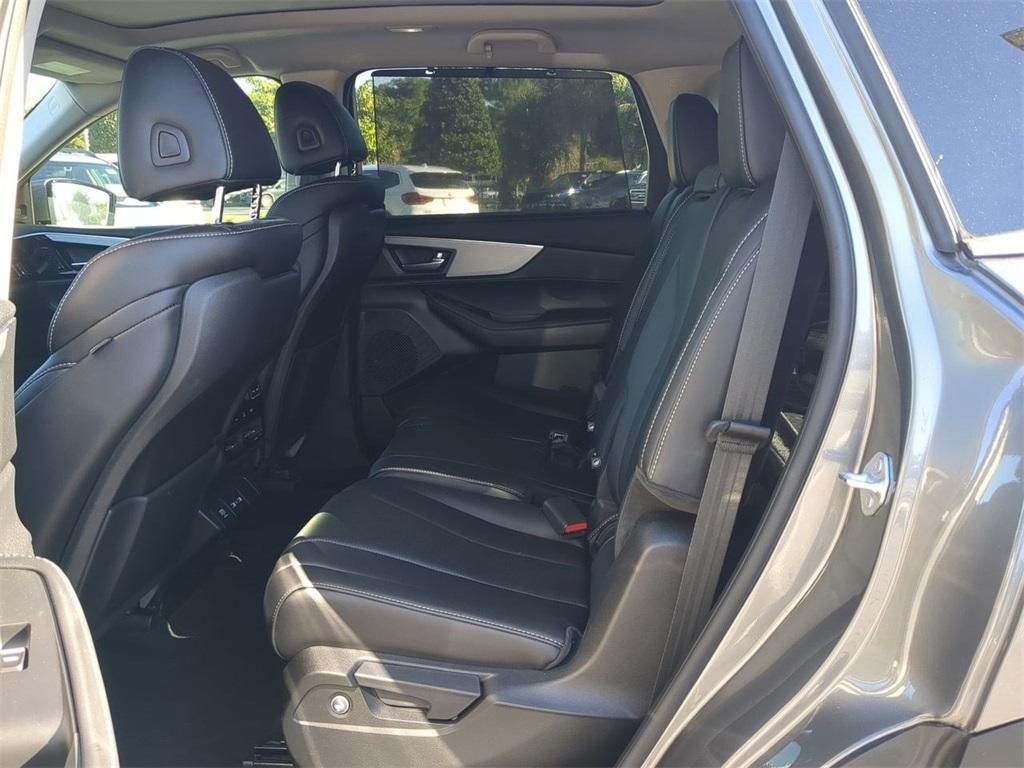 used 2023 Acura MDX car, priced at $39,399