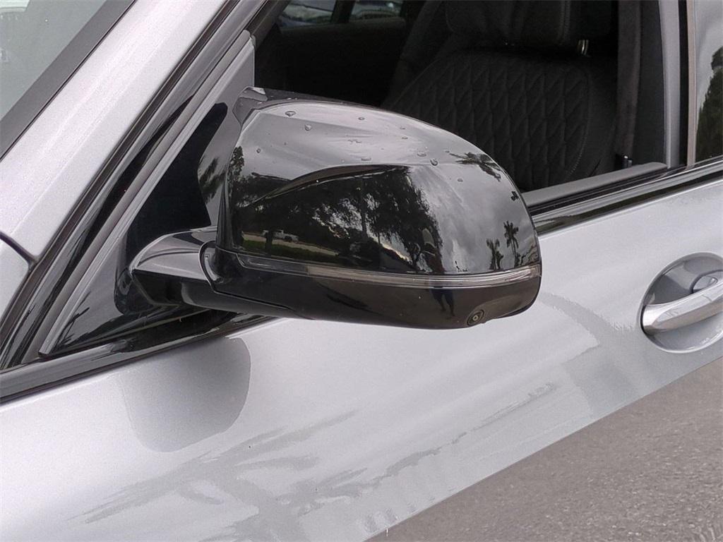 new 2026 BMW X7 car, priced at $119,245