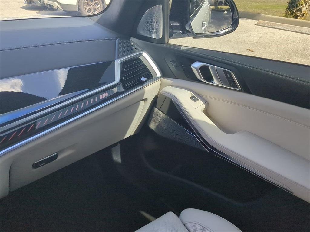 new 2026 BMW X7 car, priced at $128,975