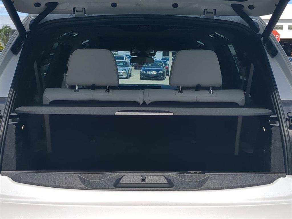 new 2026 BMW X7 car, priced at $128,975