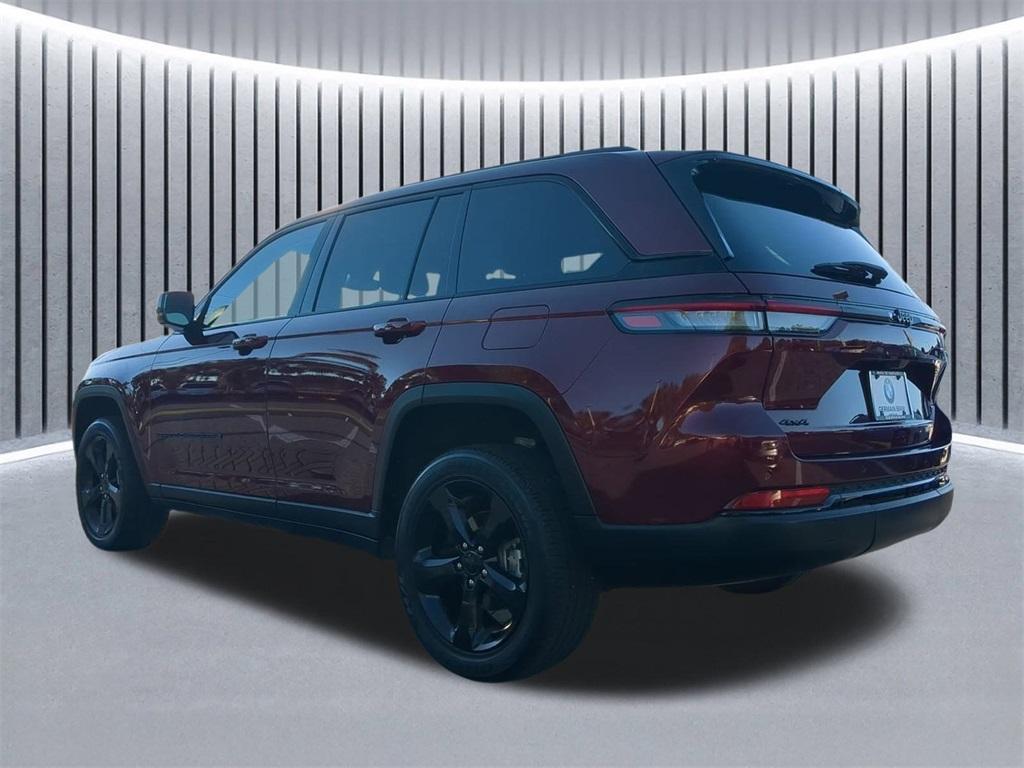 used 2023 Jeep Grand Cherokee car, priced at $29,220
