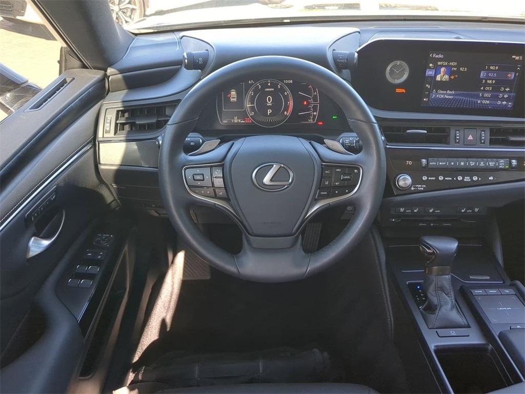 used 2022 Lexus ES 350 car, priced at $35,741