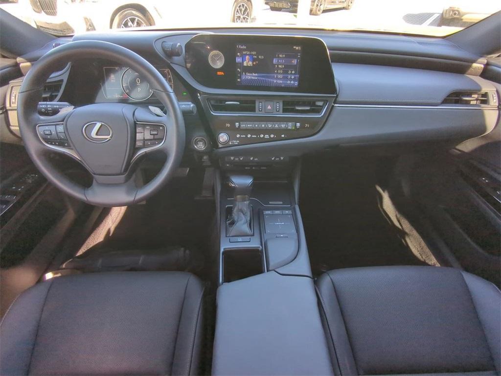 used 2022 Lexus ES 350 car, priced at $35,741
