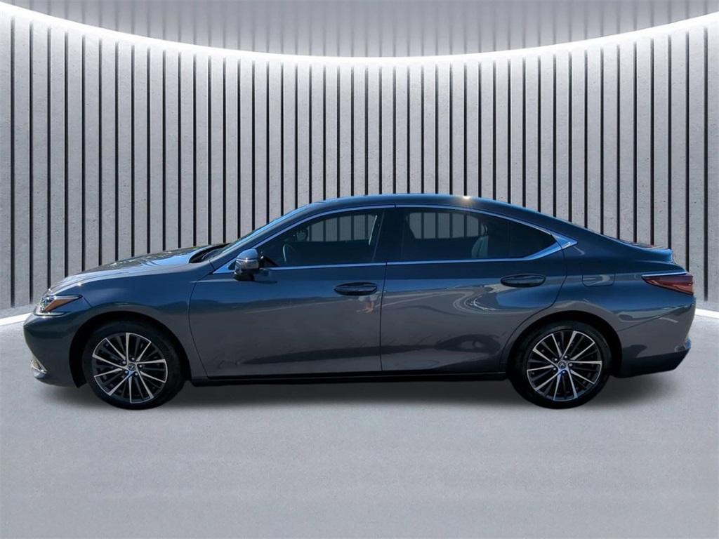 used 2022 Lexus ES 350 car, priced at $35,741