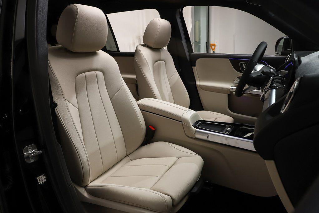 new 2026 Mercedes-Benz GLB 250 car, priced at $52,485