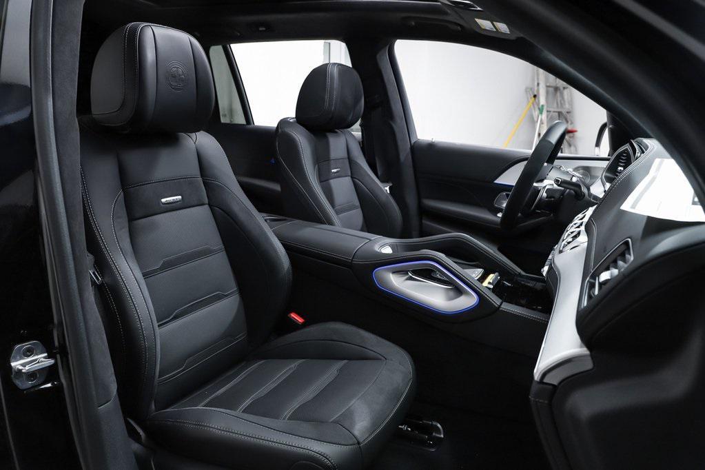 new 2025 Mercedes-Benz AMG GLS 63 car, priced at $152,535