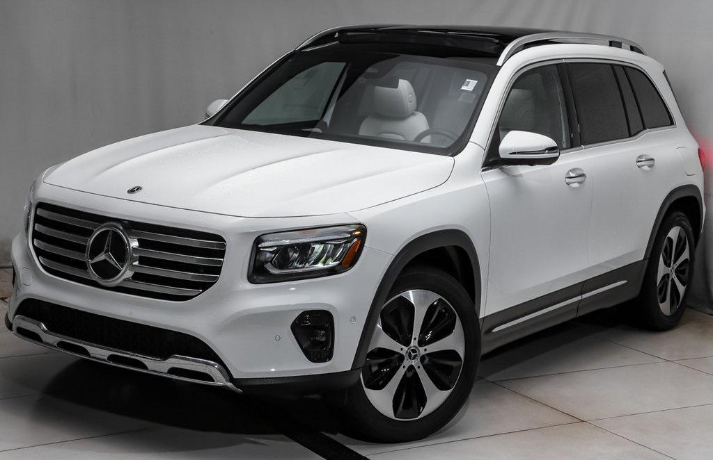 new 2026 Mercedes-Benz GLB 250 car, priced at $48,587