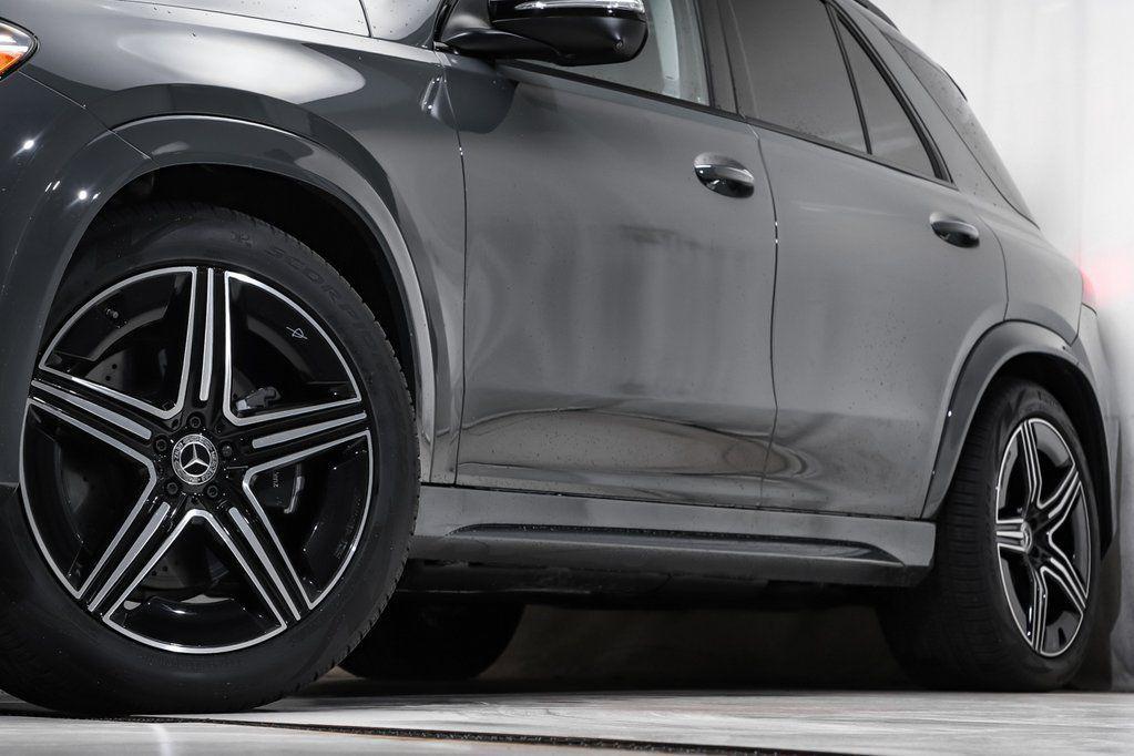 new 2025 Mercedes-Benz GLE 580 car, priced at $89,759