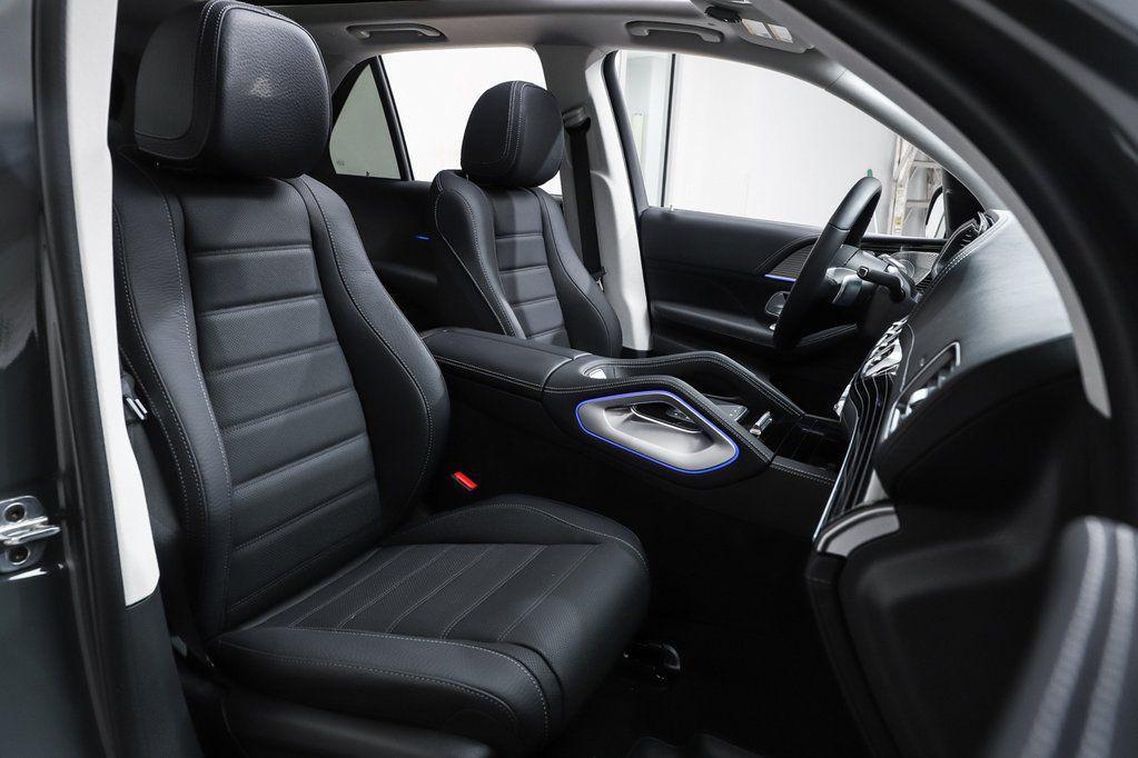new 2025 Mercedes-Benz GLE 580 car, priced at $89,759