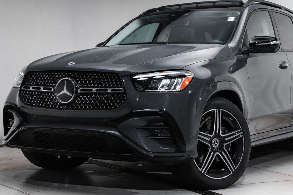 new 2025 Mercedes-Benz GLE 580 car, priced at $89,759