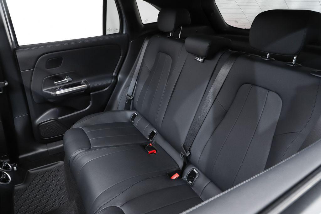 new 2026 Mercedes-Benz GLA 250 car, priced at $46,952