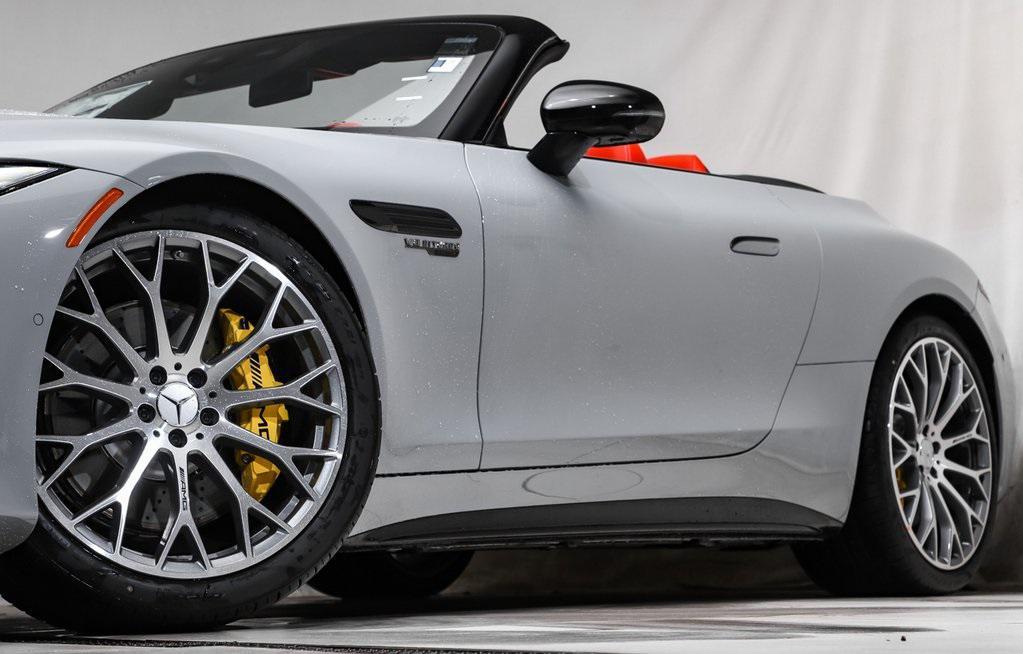 new 2026 Mercedes-Benz AMG SL 55 car, priced at $171,510