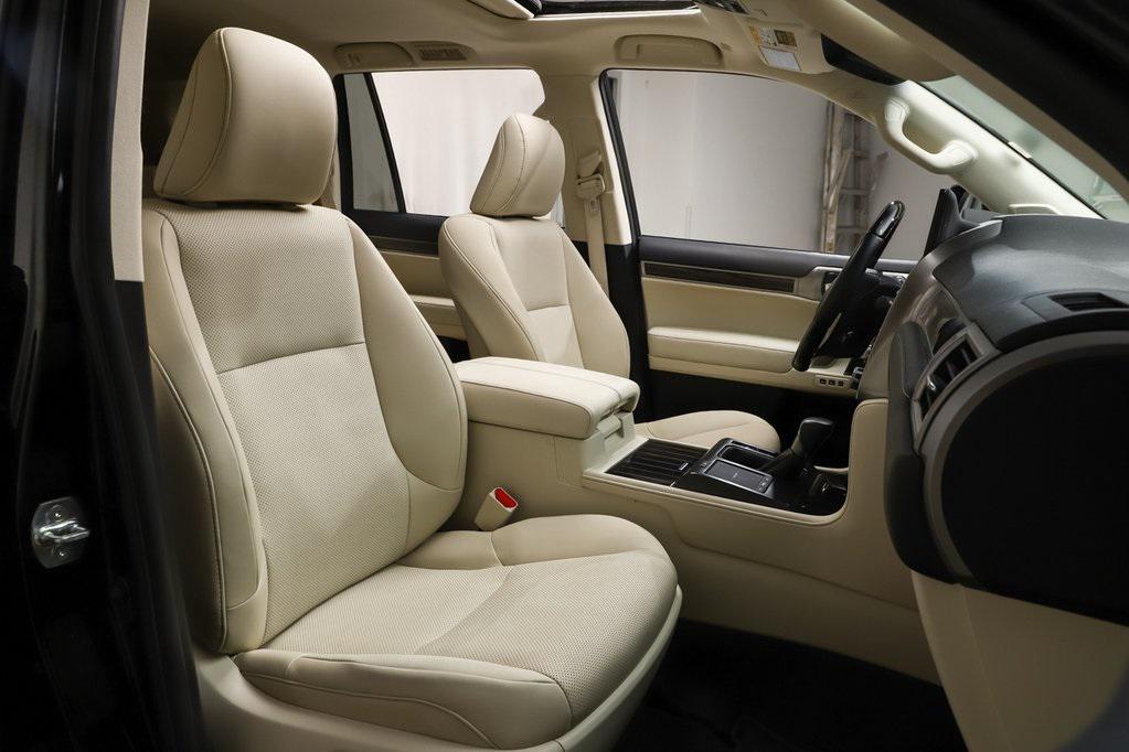 used 2023 Lexus GX 460 car, priced at $54,998