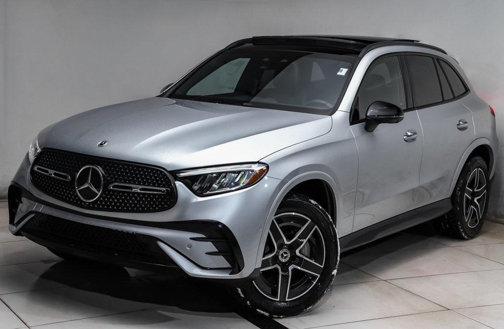 new 2025 Mercedes-Benz GLC 300 car, priced at $56,904