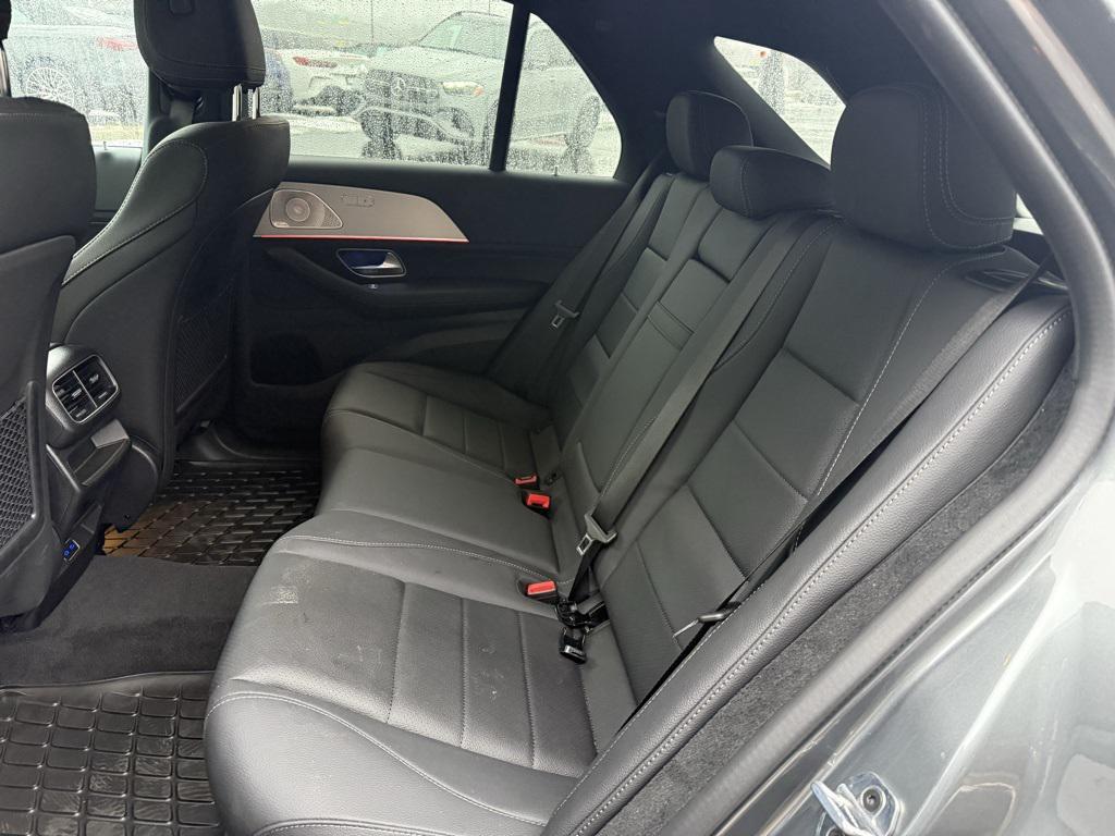 new 2026 Mercedes-Benz GLE 450 car, priced at $76,925