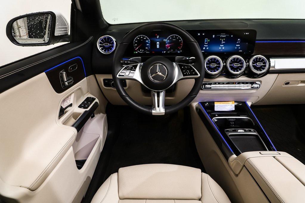 new 2026 Mercedes-Benz GLB 250 car, priced at $47,575