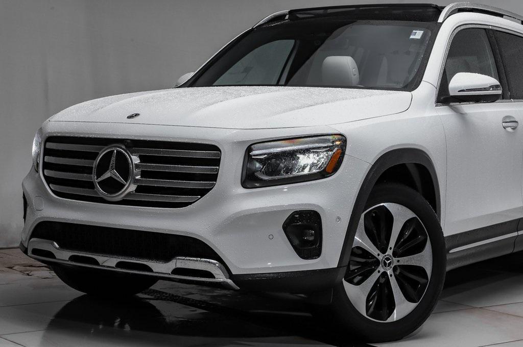 new 2026 Mercedes-Benz GLB 250 car, priced at $47,575