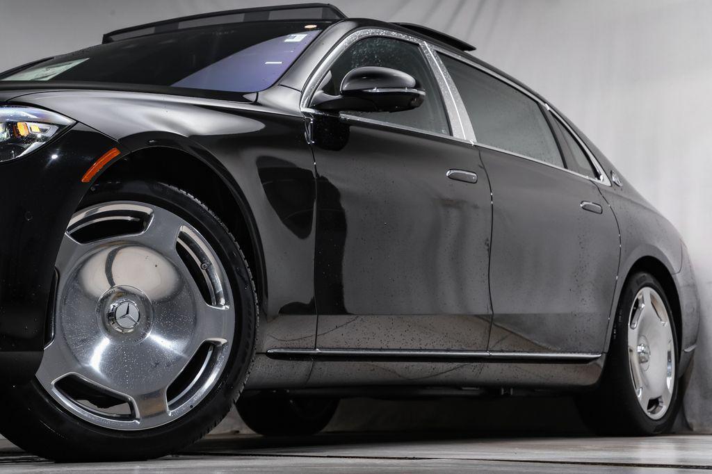 new 2026 Mercedes-Benz Maybach S 580 car, priced at $209,800