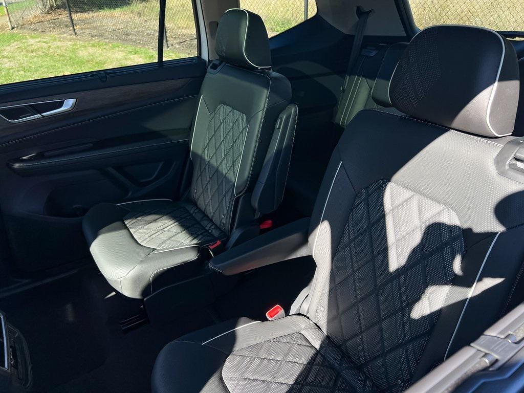 used 2025 Volkswagen Atlas car, priced at $42,888