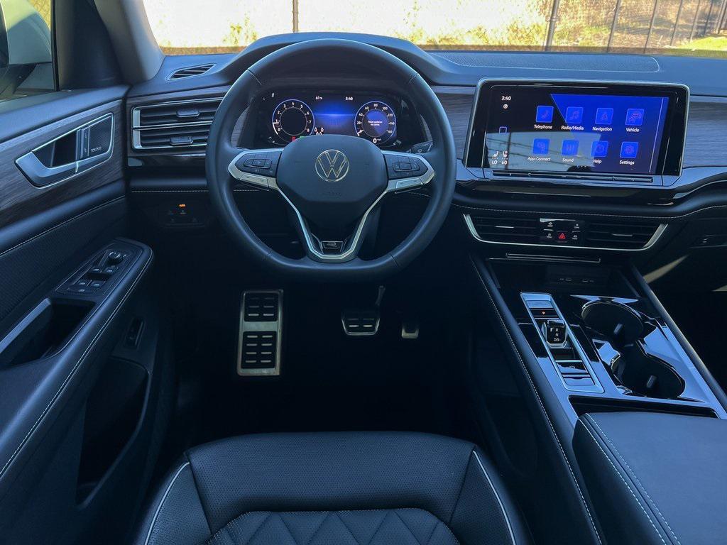 used 2025 Volkswagen Atlas car, priced at $42,888