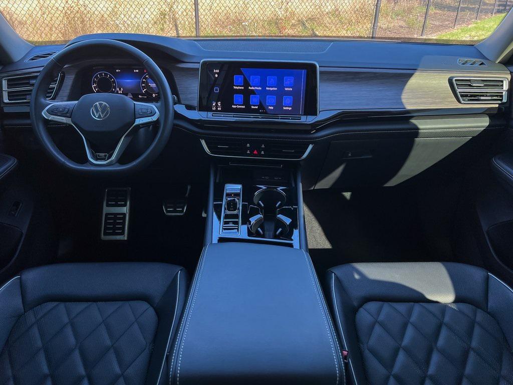 used 2025 Volkswagen Atlas car, priced at $42,888