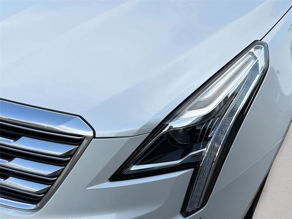 used 2017 Cadillac XT5 car, priced at $21,897