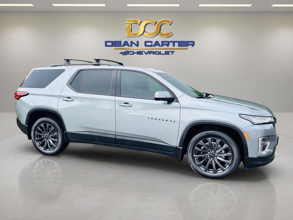 used 2023 Chevrolet Traverse car, priced at $31,899