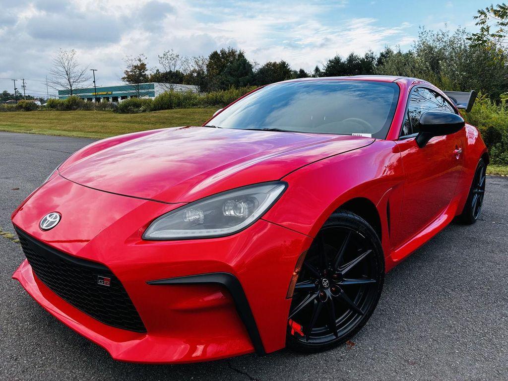 used 2023 Toyota GR86 car, priced at $28,498