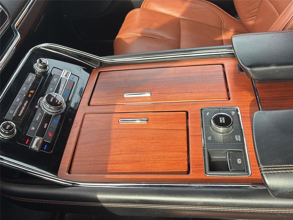 used 2019 Lincoln Navigator car, priced at $33,122