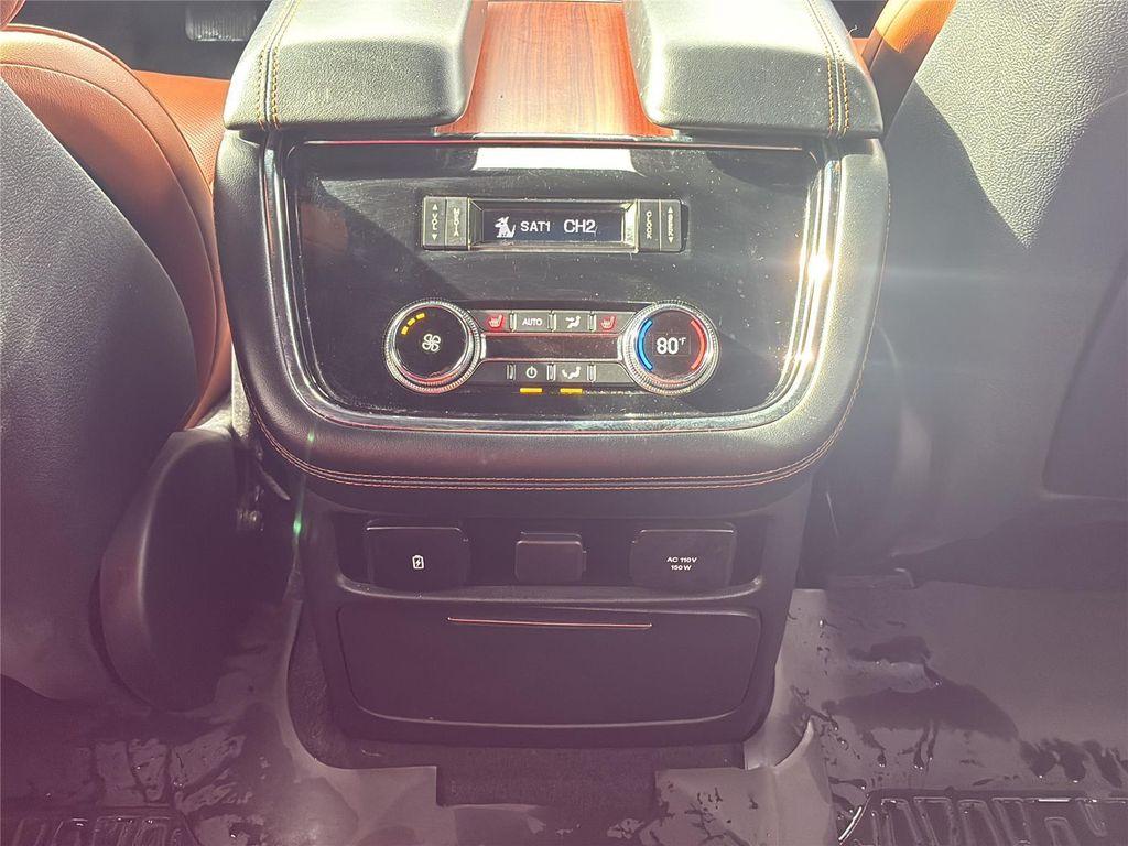 used 2019 Lincoln Navigator car, priced at $33,122