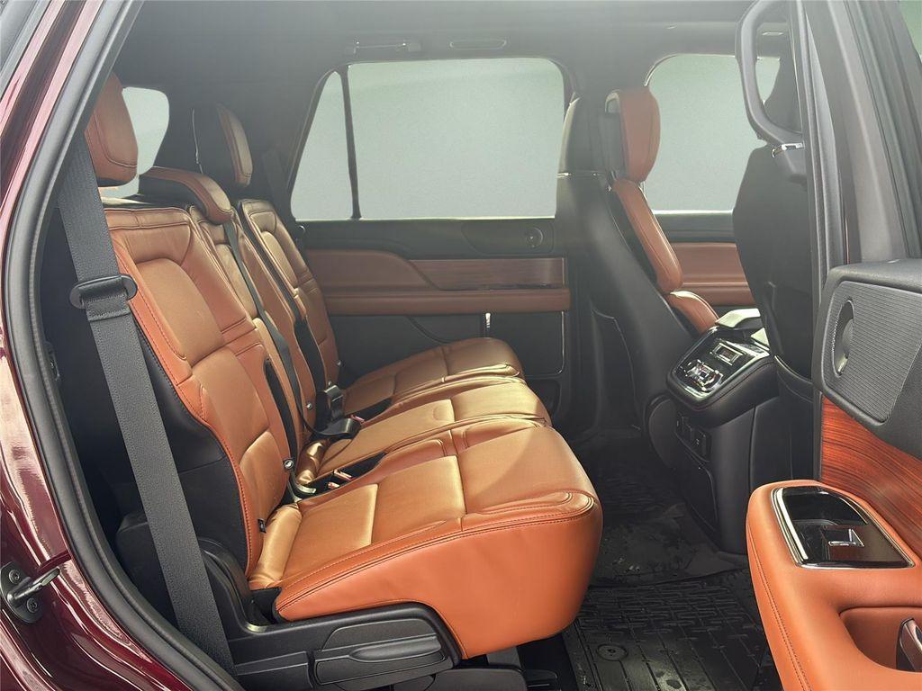 used 2019 Lincoln Navigator car, priced at $33,122