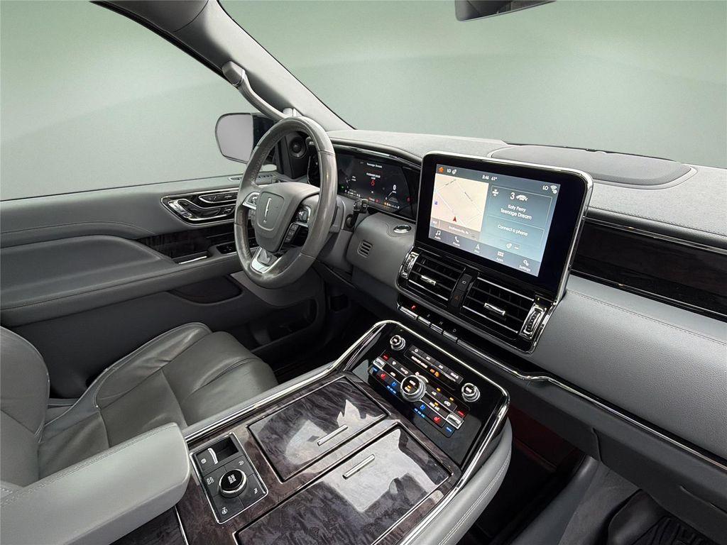 used 2019 Lincoln Navigator car, priced at $31,998