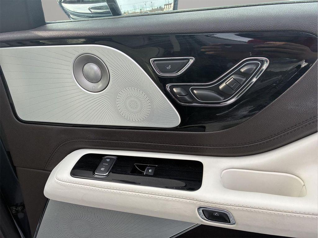 used 2020 Lincoln Aviator car, priced at $37,897