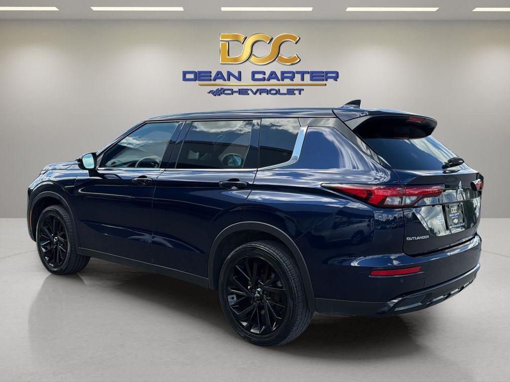used 2022 Mitsubishi Outlander car, priced at $23,998
