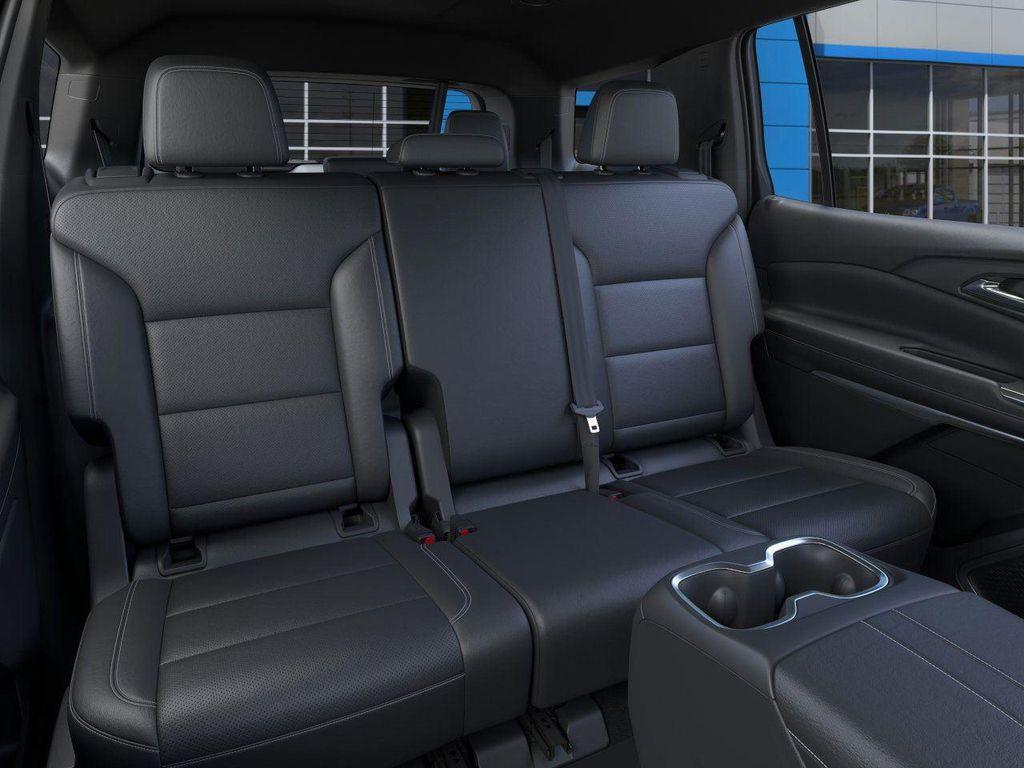 new 2026 Chevrolet Traverse car, priced at $43,005