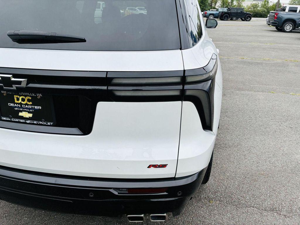 used 2024 Chevrolet Traverse car, priced at $51,350