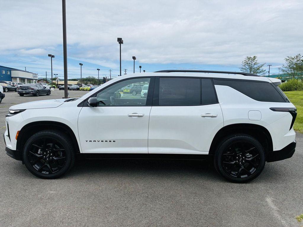 used 2024 Chevrolet Traverse car, priced at $51,350