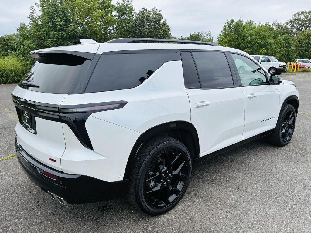 used 2024 Chevrolet Traverse car, priced at $51,350