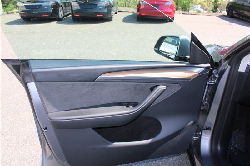 used 2024 Tesla Model Y car, priced at $27,999